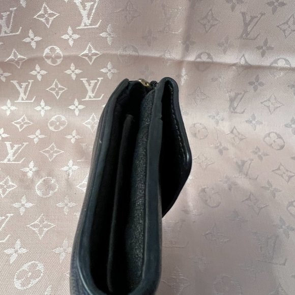 CHLOE Elsie Long Black Leather Wallet with Gold Tone Hardware - Picture 12 of 12